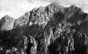 il Grignone (m. 2410) dalla cresta Segantini